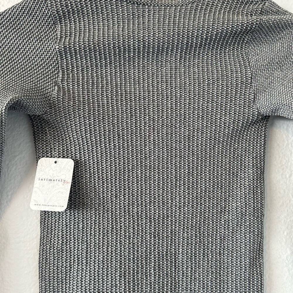 FP Intimately Clean Slate Layering Top in Heather Gray Size M/L - Picture 6 of 8
